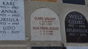 Claire Waldoffs Grabplatte am Kolumbarium des Pragfriedhofs Foto: dpa