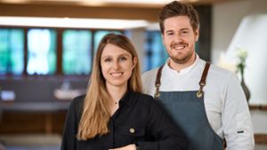 Junges Team: Lea Rapp und Niclas Nussbaumer sind für das Restaurant im Boutiquehotel  Mühle Schluchsee verantwortlich. Foto: Mühle Schluchsee