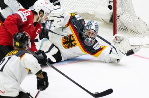 Deutschland spielt bei der Eishockey-WM in Finnland groß auf. Foto: dpa/Peter Schneider