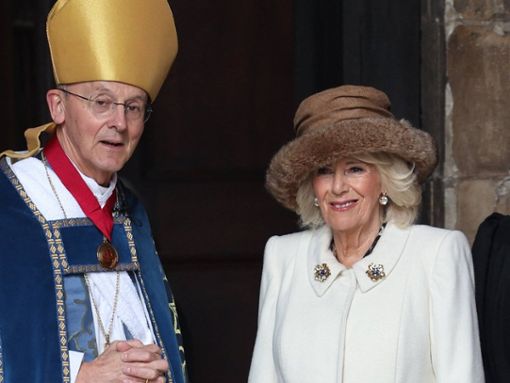 Königin Camilla vor der Kathedrale von Worcester. Foto: imago images/i Images