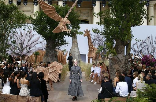Die Präsentation der Haute Couture-Kollektion von Christian Dior. Foto: AP