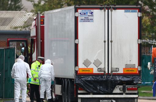 Die Polizei in Großbritannien hat in einem Lastwagen einen grausigen Fund gemacht. Foto: PA Wire