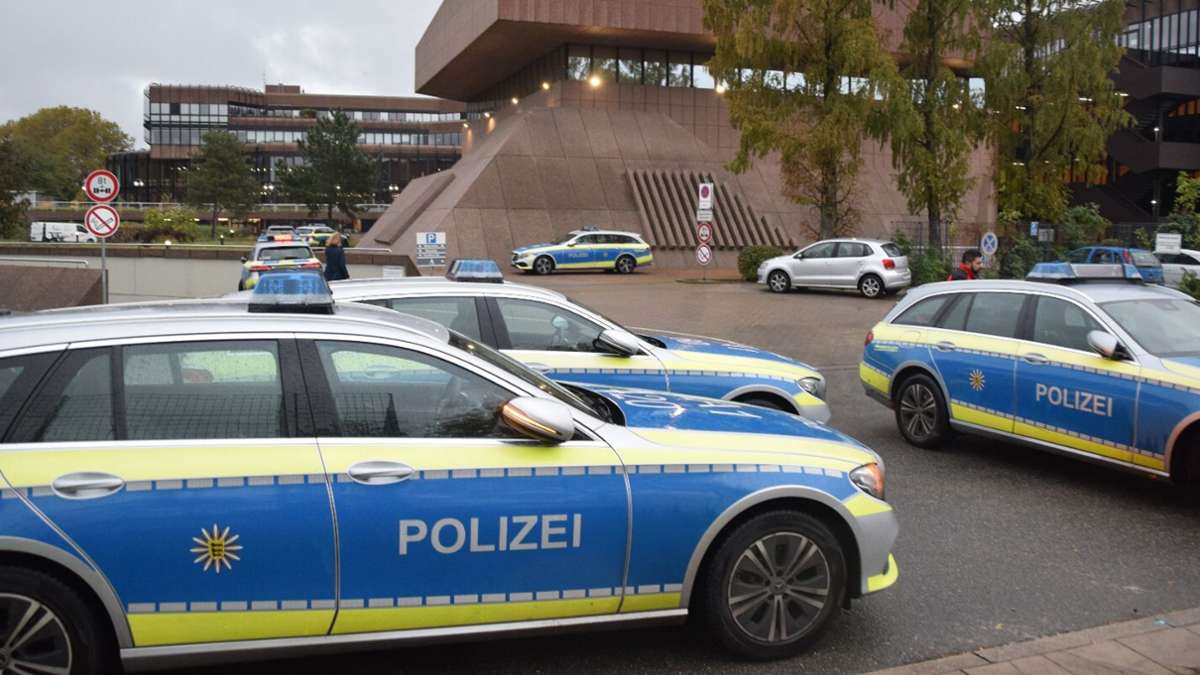 Bundesweite Bombendrohungen: Ein Verdächtiger kommt aus Baden-Württemberg