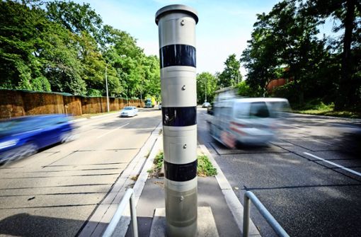 Mit solchen  Säulen wie am Neckartor wird bald auch in L.-E. geblitzt. Foto: Lg/Zweygarth
