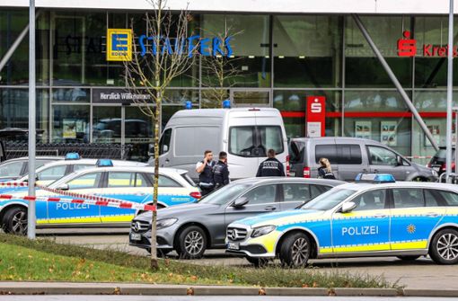 Die Polizei ist den ganzen Tag am Tatort im Einsatz gewesen. Foto: 7aktuell.de/Christina Zambito