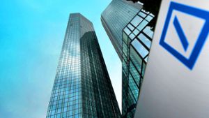 Die Deutsche Bank macht weiter Verluste. Foto: dpa/Arne Dedert