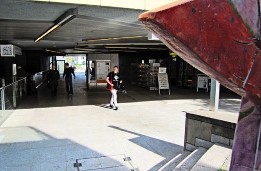 Der Albplatz in Stuttgart-Degerloch ist ein Knotenpunkt. Foto: Archiv Judith A. Sägesser