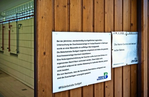 Erst am Dienstag wurden die Badegäste im Rosental informiert Foto: Lichtgut/Achim Zweygarth