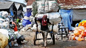 Die Industriestaaten  exportieren Plastikmüll in Länder wie Indonesien. Foto: dpa/Tatan Syuflana