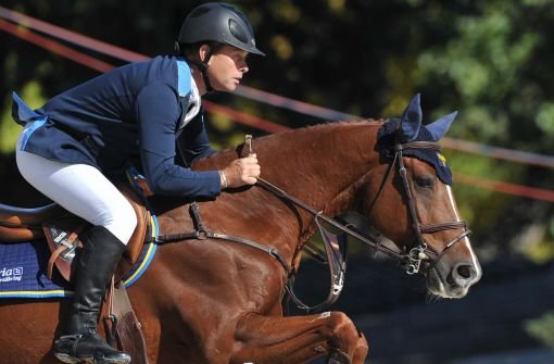 Rolf-Göran Bengtsson bei den Europameisterschaften im Springreiten in Madrid mit seinem Pferd Ninja La Silla. Was wissen Sie über den Sport?  Foto: dpa