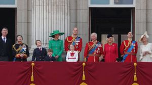 Die Familie von König Charles auf dem Balkon des Buckingham Palastes. Foto: imago/Parsons Media