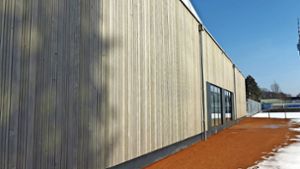 Die im Oktober eröffnete Tennishalle des TEC Waldau an der Jahnstraße  (Bild) hat die TSG Stuttgart auf die Idee gebracht, die am Georgiiweg geplante Halle ebenfalls von April an in Holzbauweise fertigen zu lassen. Foto: Julia Bosch
