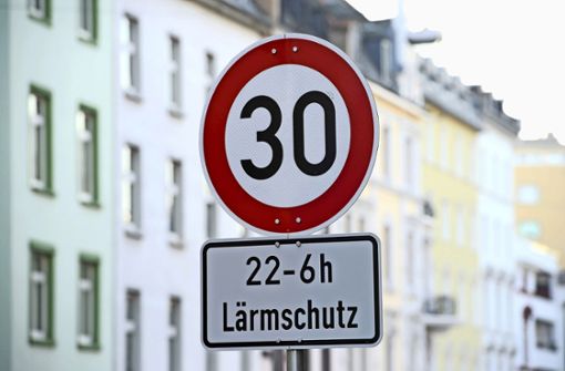 So dürften die Schilder in Hedelfingen, Möhringen und Zuffenhausen dann auch aussehen. Foto: picture alliance/dpa/Arne Dedert