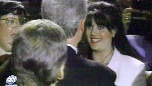 Die Praktikantin und der US-Präsident: Die Affäre zwischen Monica Lewinsky und Bill Clinton empörte vor 20 Jahren die USA. Foto: dpa