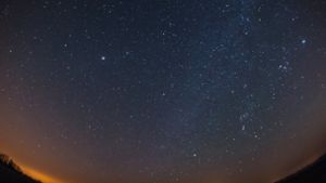 In den kommenden Tagen können Himmelsgucker mit vielen Sternschnuppen rechnen. Foto: dpa/Patrick Pleul