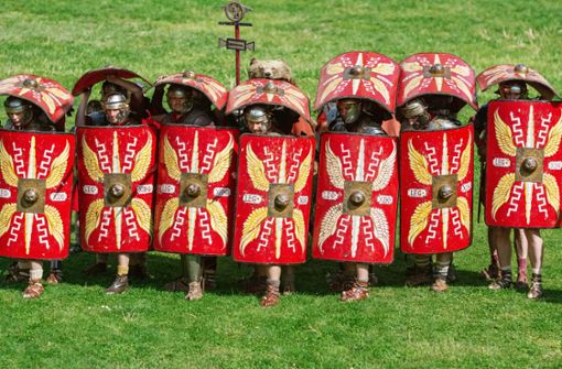 Die Schildkrötenformation war  eine militärisch-taktische Formation des römischen Heeres. Sie diente zum Schutz vor starkem Beschuss und zum geschützten Vorrücken auf befestigte, vor allem überhöhte Stellungen. Foto: Imago/Panthermedia