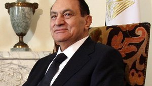 Das Urteil gegen ihn wurde verschoben: Ägyptens Ex-Herrscher Husni Mubarak. Foto: dpa
