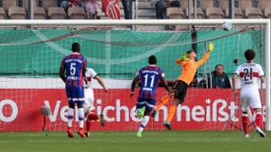 Der VfB Stuttgart hat in der ersten Runde des DFB-Pokal ein peinliches Aus knapp vermieden. Foto: Pressefoto Baumann
