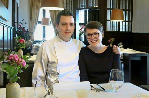 Michael und Marianne Huppert sind in ihrem Restaurant seit vergangene Woche wieder am Start. Foto: Matthias Ring