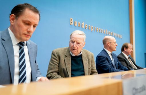 Tino Chrupalla, Alexander Gauland, Alexander Wolf und Dirk Nockemann bei Bundespressekonferenz. Foto: dpa/Kay Nietfeld