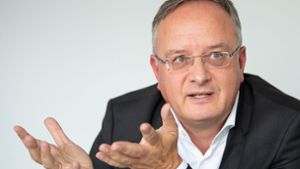 Der baden-württembergische SPD-Vorsitzende beklagt eine Anti-Establishment-Stimmung im parteiinternen Wahlkampf. Foto: dpa