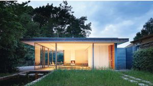 Kleines Haus in Brakel von Architektin Heike Falkenberg. Drei Bewohner teilen sich 90 Quadratmeter Wohnfläche. Foto: Reimund Braun/Callwey Verlag
