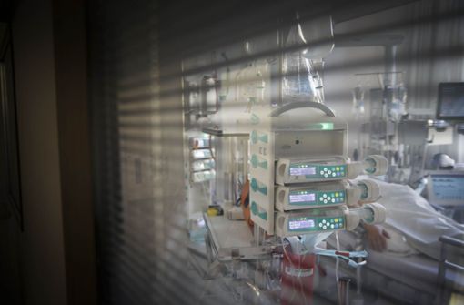 Funktionskräfte für die Intensivstation sind Mangelware in den Krankenhäusern. Foto: Stoppel