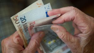 Die Grundrente kann die Altersbezüge um mehrere Tausend Euro im Jahr erhöhen. Doch reicht das Geld dafür? Foto: dpa