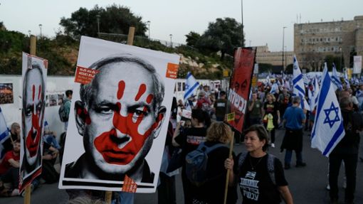 Protest im eigenen Land gegen den israelischen Ministerpräsidenten Benjamin Netanjahu. Foto: Leo Correa/AP/dpa