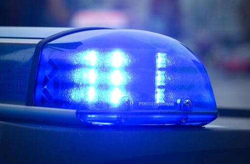 Die Polizei fahndet nach Einbrechern, die wertvolles Werkzeug aus einem Baustellenfahrzeug in Weilheim gestohlen haben. (Symbolfoto) Foto: picture alliance / dpa/Patrick Pleul