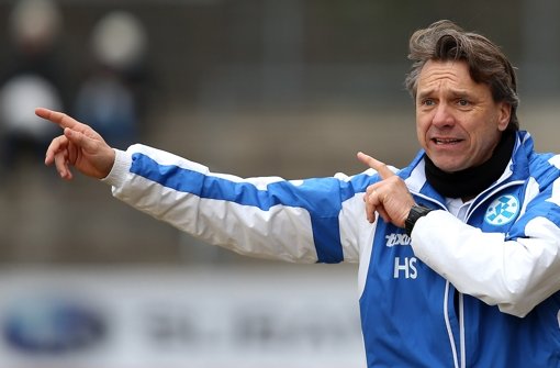 Kickers-Trainer Horst Steffen: Volle Konzentration auf die Liga. Foto: Baumann