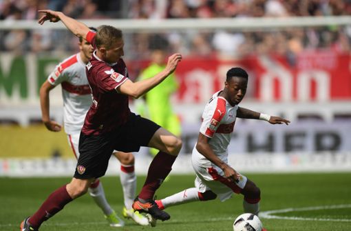 Carlos Mané (rechts) steht dem VfB Stuttgart in dieser Saison nicht mehr zur Verfügung. Foto: Bongarts