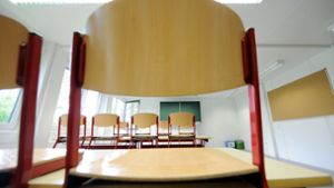 Die Staatsanwaltschaft ermittelt nun gegen den Lehrer. (Symbolbild) Foto: picture-alliance/ dpa/Bernd Weißbrod