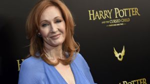 Harry-Potter-Schöpferin Joanne K. Rowling ist bei Transmenschen nicht unumstritten. (Archivbild) Foto: dpa/Evan Agostini
