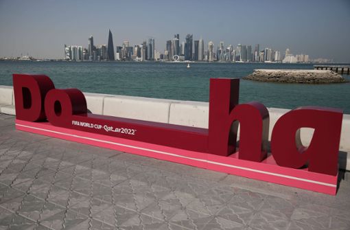 Die Hochhäuser von Katar sehen toll aus, aber es gibt viel Kritik daran, dass die WM in diesem superreichen Land stattfindet. Foto: Imago/Michael Zemanek