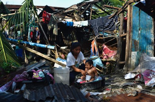 Ein Taifun ist über die Philippinen gezogen und hat eine eine Schneise der Zerstörung gezogen. Foto: AFP/VICTOR KINTANAR