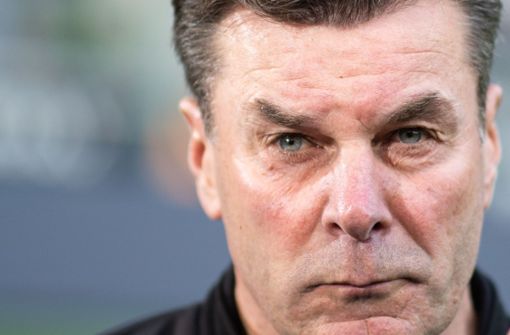 Mönchengladbachs Trainer Dieter Hecking hat ein Sky-Interview abgebrochen. Foto: dpa