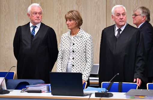 Die frühere Oberbürgermeisterin von Pforzheim, Christel Augenstein steht wegen der Zinswetten vor Gericht. Foto: dpa