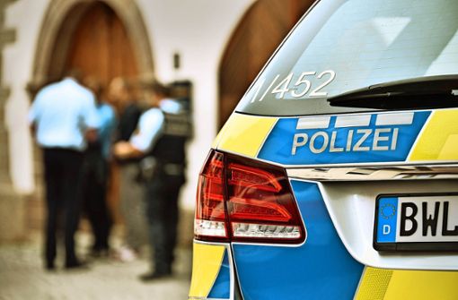 Ein Parkverstoß in Metzingen führte die Polizei auf die Spur von drei mutmaßlichen Drogenhändlern. (Symbolbild) Foto: Weingand / STZN