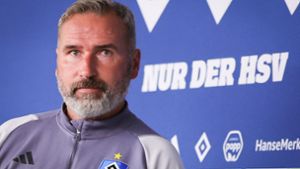 Hamburg-Coach Tim Walter – der HSV wurstelte sich grad so weiter. (Archivbild) Foto: dpa/Christian Charisius