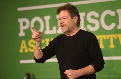 Grünen-Chef Robert Habeck beim politischen Aschermittwoch der Grünen in Landshut. Foto: dpa/Tobias Hase