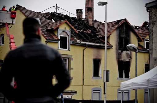 Bei dem verheerenden Brand am frühen Sonntagmorgen waren eine türkischstämmige Mutter und sieben ihrer zehn Kinder in den Flammen gestorben. Foto: ppfotodesign.com