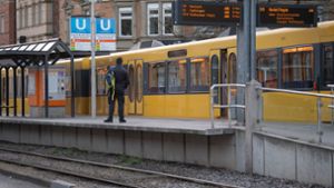 Auch in Stuttgart gibt es kaum noch Bus- und Bahnfahrgäste. (Symbolbild) Foto: dpa/Marijan Murat