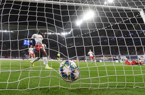 RB Leipzig mit Schnitzern in der Abwehr einen Sieg gegen Olympique Lyon. Foto: Hendrik Schmidt/dpa-Zentralbild//Hendrik Schmidt