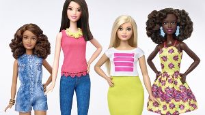 Mattel bringt etwas mehr Vielfalt ins Sortiment. Wie im wahren Leben gibt es nun auch bei den Barbie-Figuren Große, Kleine, Rundliche und unterschiedliche Hautfarben. Foto: dpa