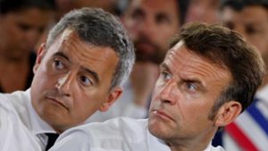 Irritiert: Innenminister Gerald Darmanin und Präsident Emmanuel Macron Foto: AFP/Ludovic Marin
