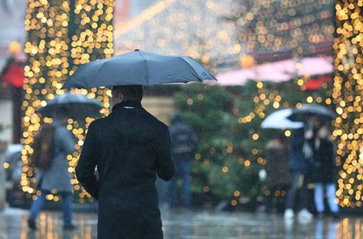Das Weihnachts-Wetter wird ungemütlich. Foto: dpa/Henning Kaiser