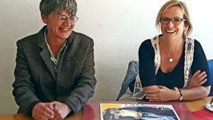 Daniela Waitzmann (rechts) porträtierte Gudrun Feigenbutz. Foto: Kathrin Wesely