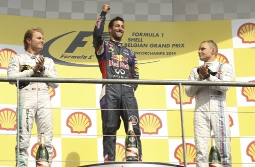 Daniel Ricciardo (Mitte) siegte in Spa vor WM-Spitzenreiter Nico Rosberg (links) und Valtteri Bottas. Foto: dpa