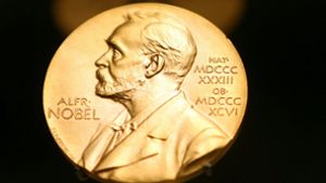 Die Nobelpreis-Medaille für Literatur bleibt 2018 in der Schatulle. Foto: dpa